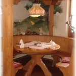 & Restaurant Gruener Baum - Gruene Oase Am 3*