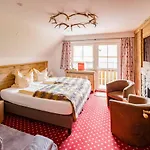 & Restaurant Gruener Baum - Gruene Oase Am 3*