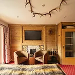 & Restaurant Gruener Baum - Gruene Oase Am 호텔