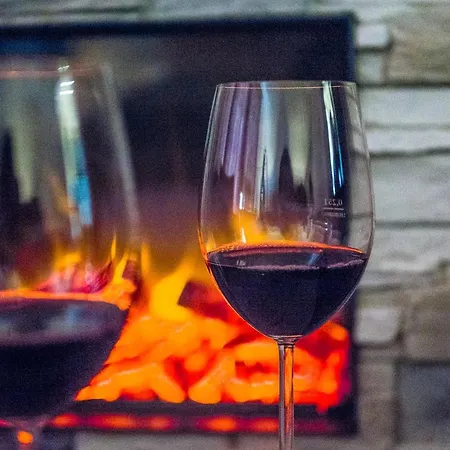 & Restaurant Gruener Baum - Gruene Oase Am Hotel 3*