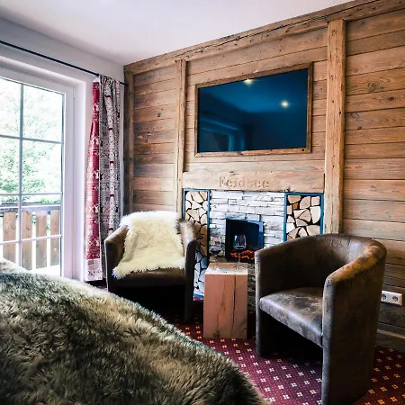 Hotel & Restaurant Gruener Baum - Gruene Oase Am