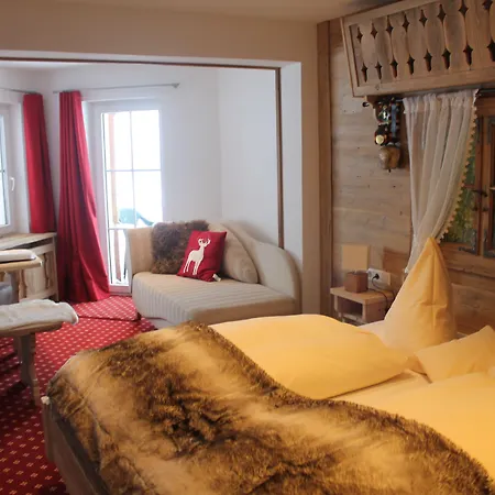 & Restaurant Gruener Baum - Gruene Oase Am 호텔 3*