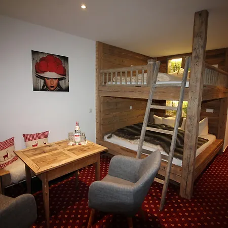 & Restaurant Gruener Baum - Gruene Oase Am 호텔