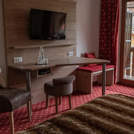 & Restaurant Gruener Baum - Gruene Oase Am 3* فيلدبرج