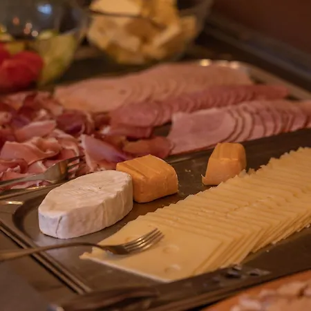 & Restaurant Gruener Baum - Gruene Oase Am Feldberg (Baden-Wurttemberg)