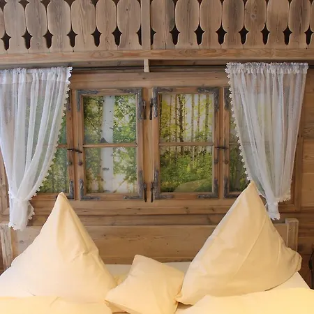 & Restaurant Gruener Baum - Gruene Oase Am Hotel Feldberg (Baden-Wurttemberg)